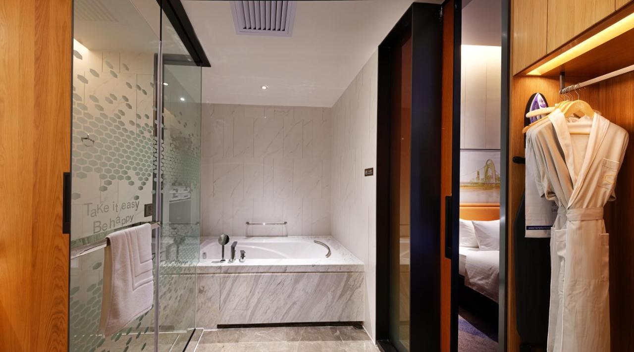 Hampton By Hilton Guangzhou Tianhe Sports Center-Free Shuttle Bus To Exhibition During Canton Fair Period Exterior photo