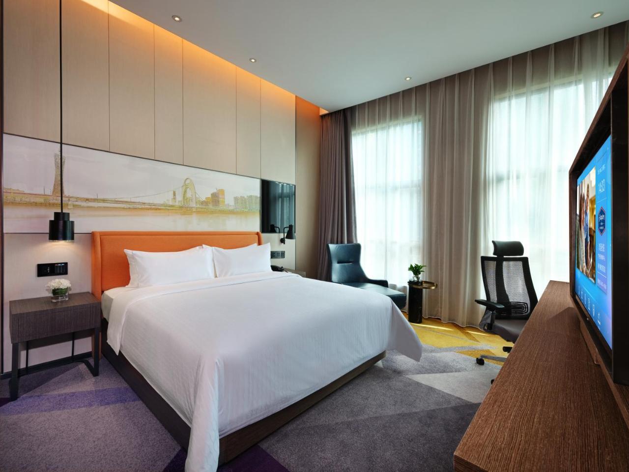 Hampton By Hilton Guangzhou Tianhe Sports Center-Free Shuttle Bus To Exhibition During Canton Fair Period Exterior photo